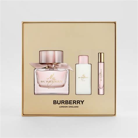 burberry blush 3 piece gift set|my Burberry black gift set.